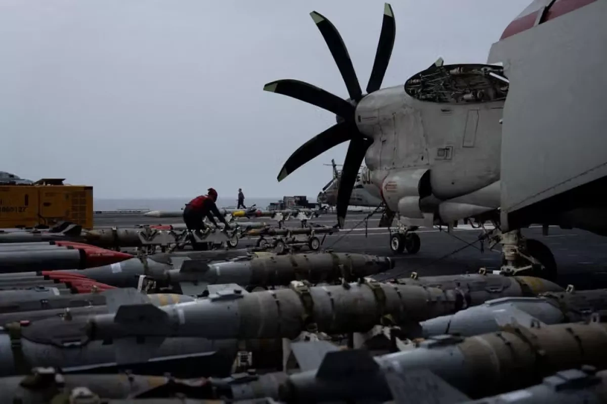 Axios: US Navy destroyed two IRGC boats after attempted drone seizure