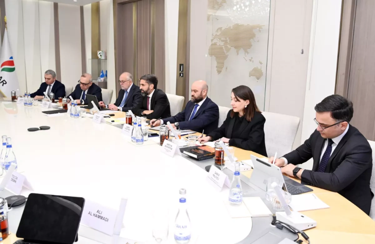 SOCAR, TotalEnergies, XRG hold talks on development of Absheron gas field Photo
