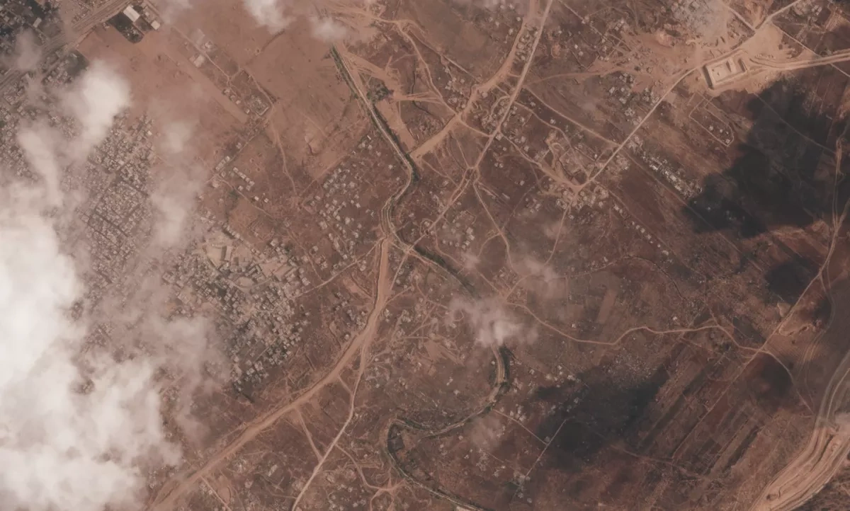 AP: Israel builds extensive earthen barrier inside Gaza Satellite images show