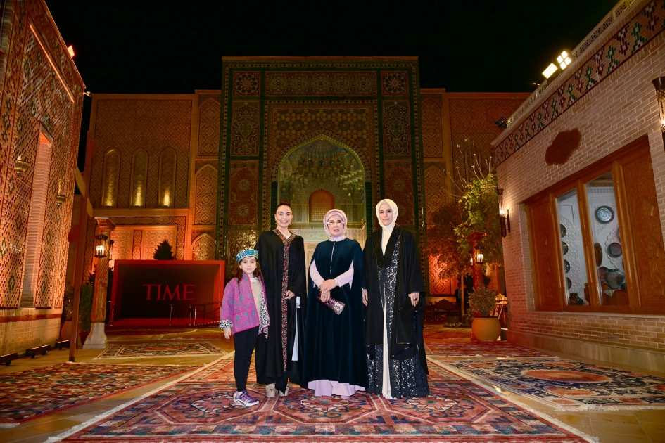 Heydar Aliyev Foundation VP Leyla Aliyeva tours Eternal City complex in Samarkand (PHOTO)