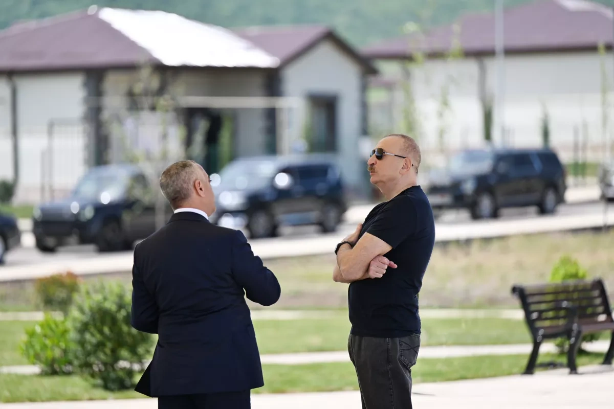 President Aliyev views renovated homes for servicemen in Khojaly PHOTO