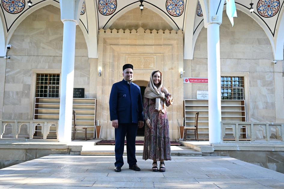 Leyla Aliyeva visits Juma Mosque in Yevlakh (PHOTO)