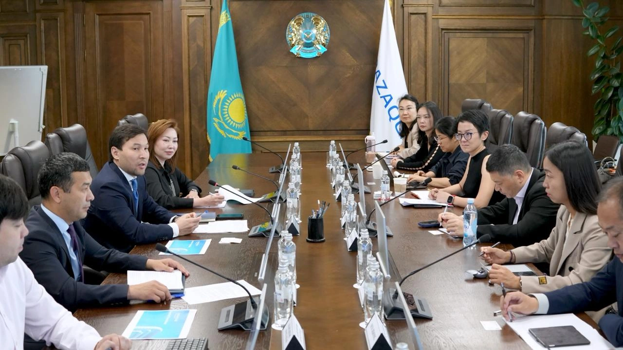 Kazakhstan’s QazaqGaz explores strategic co-op with Chinese financial institutions