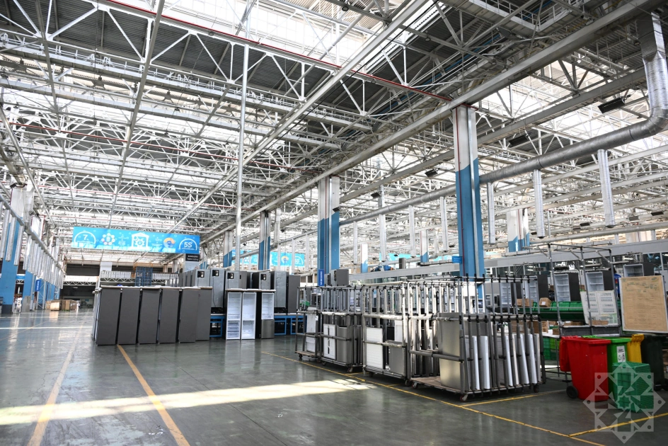 Azerbaijani journalists visit “Technopark” LLC in Tashkent (PHOTO/VIDEO)