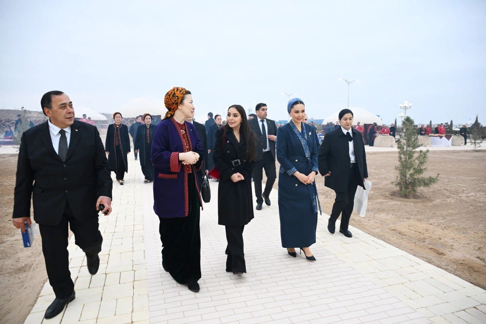 Vice-President of Heydar Aliyev Foundation Leyla Aliyeva visits exhibition of Turkmen national cuisine (PHOTO)