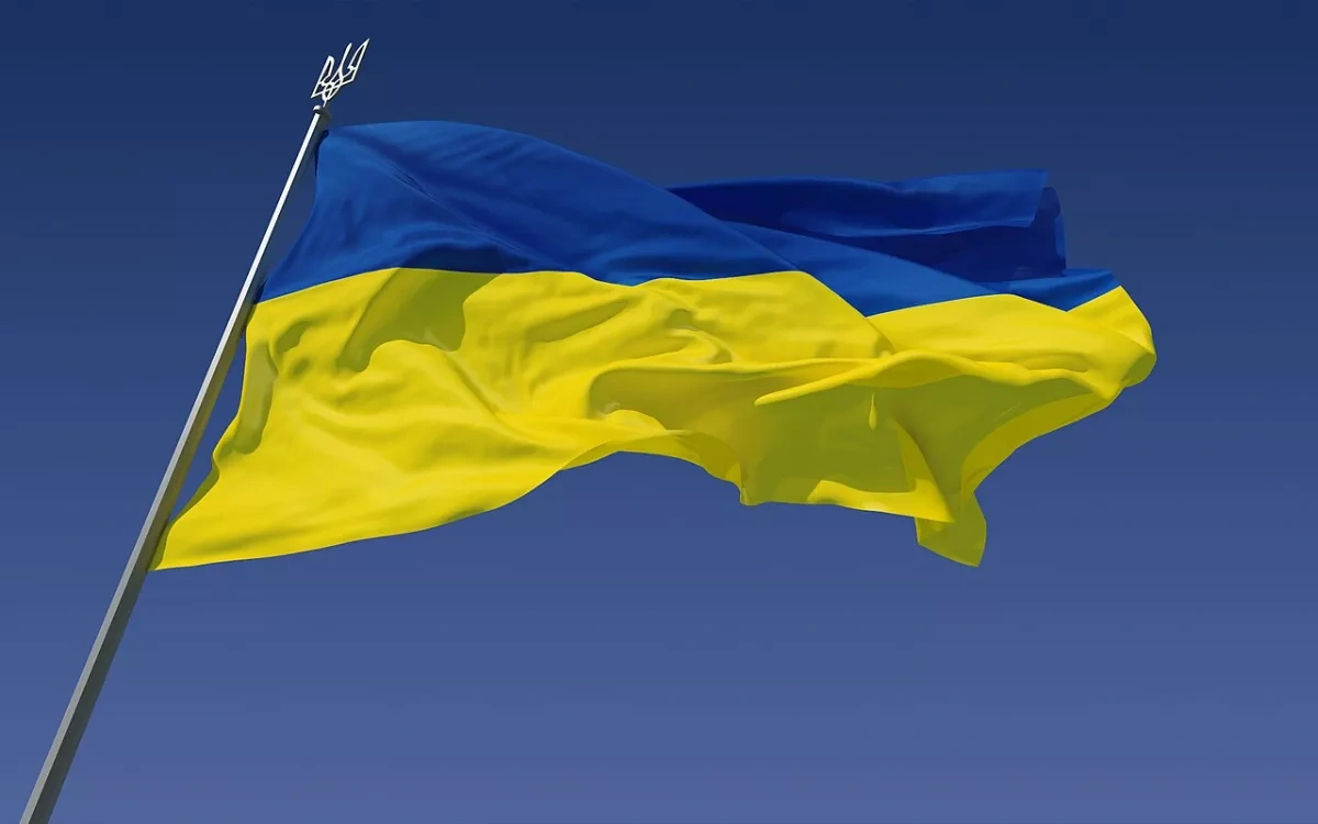 Ukrainian flag torched in Yerevan during protest over Zelenskyy’s visit VIDEO