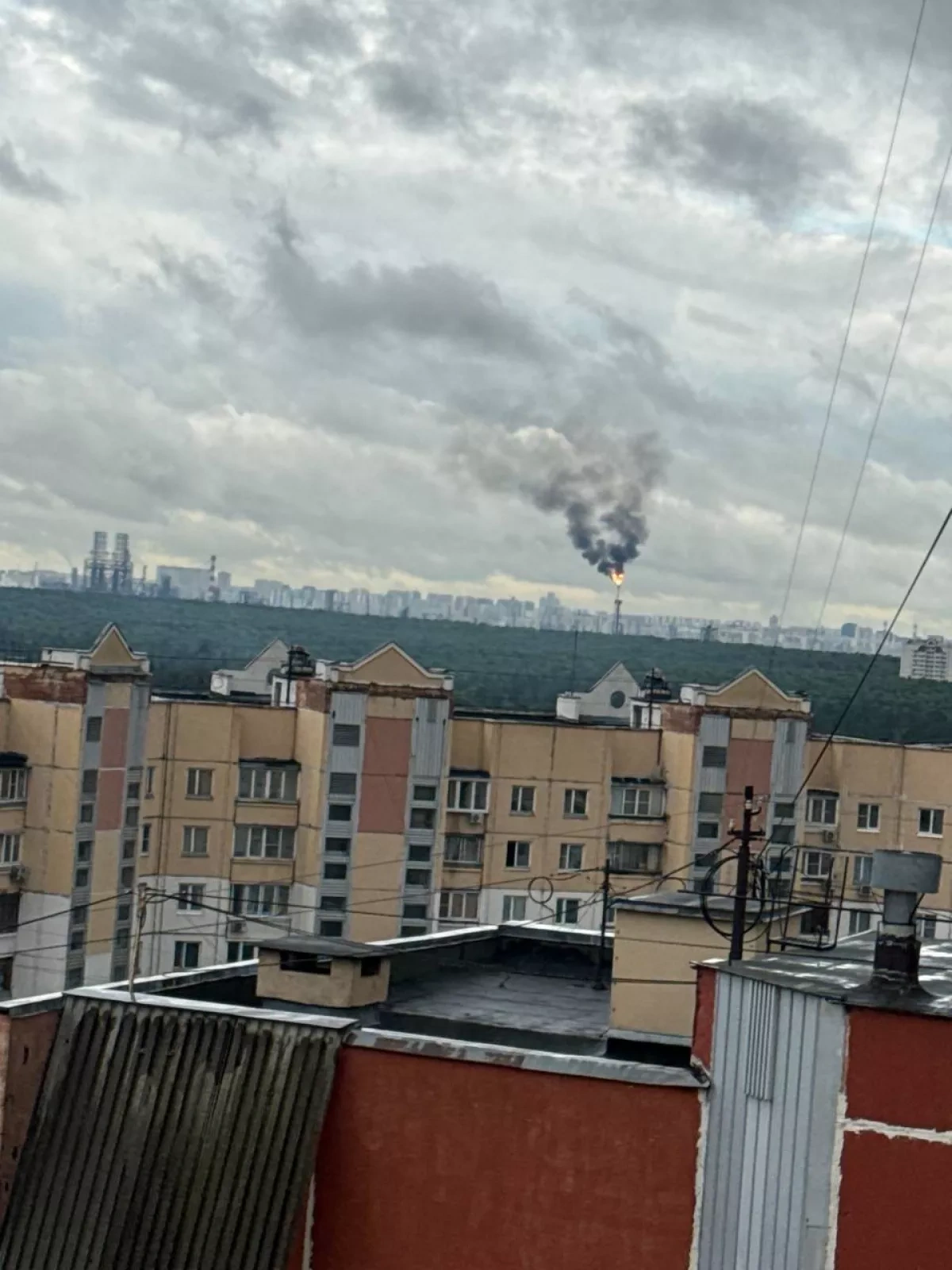 Ukrainian drone attack targets Moscow oil refinery PHOTO/VIDEO