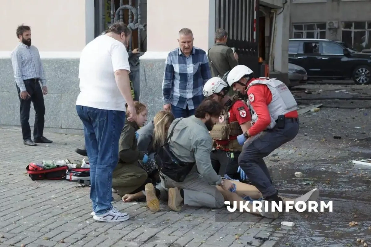 Woman killed as drone hits National Academy of Sciences in Kyiv PHOTO / VIDEO / UPDATED