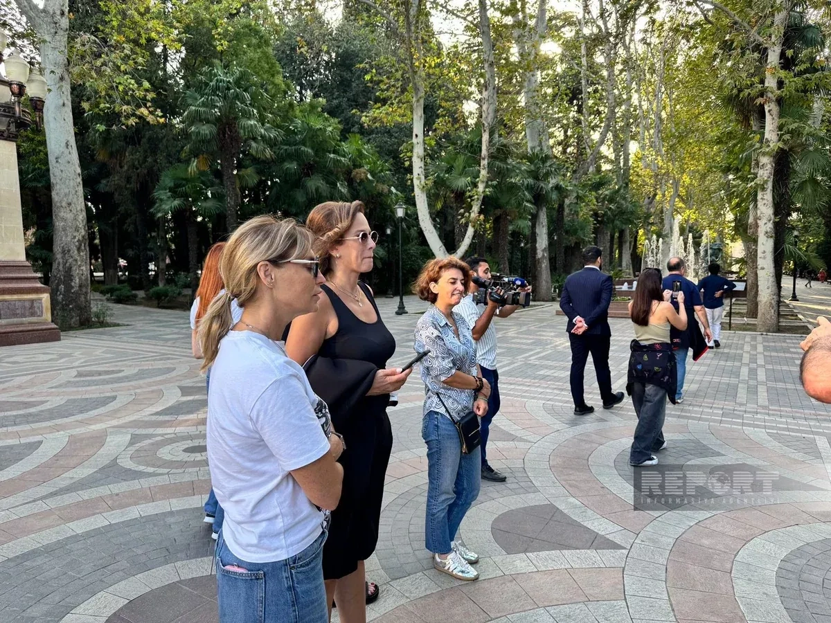 Georgian bloggers, journalists visit Azerbaijani city of Ganja