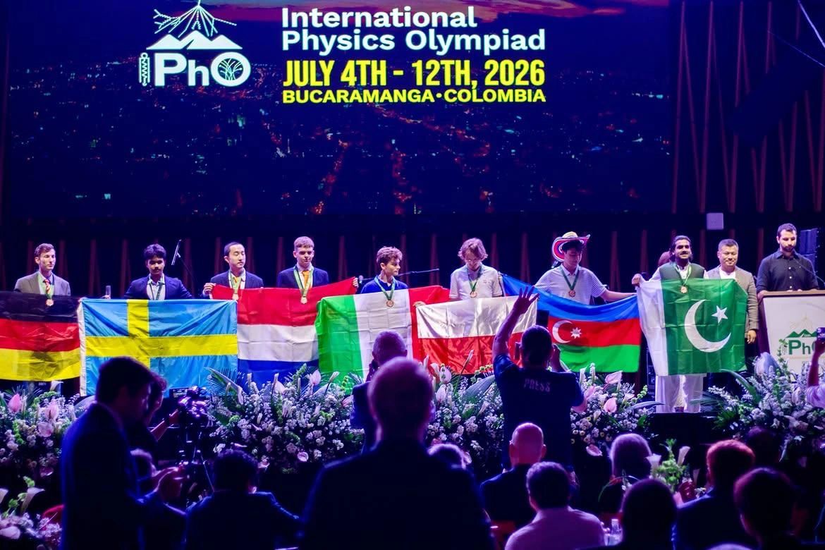 Azerbaijan wins five medals at International Physics Olympiad (PHOTO)