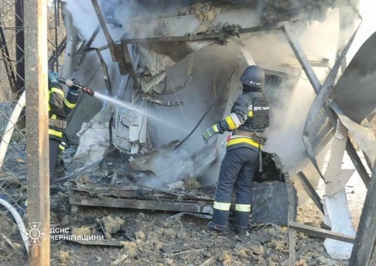 Ukraine’s Chernihiv faces critical damage as Russian strikes hit infrastructure PHOTO