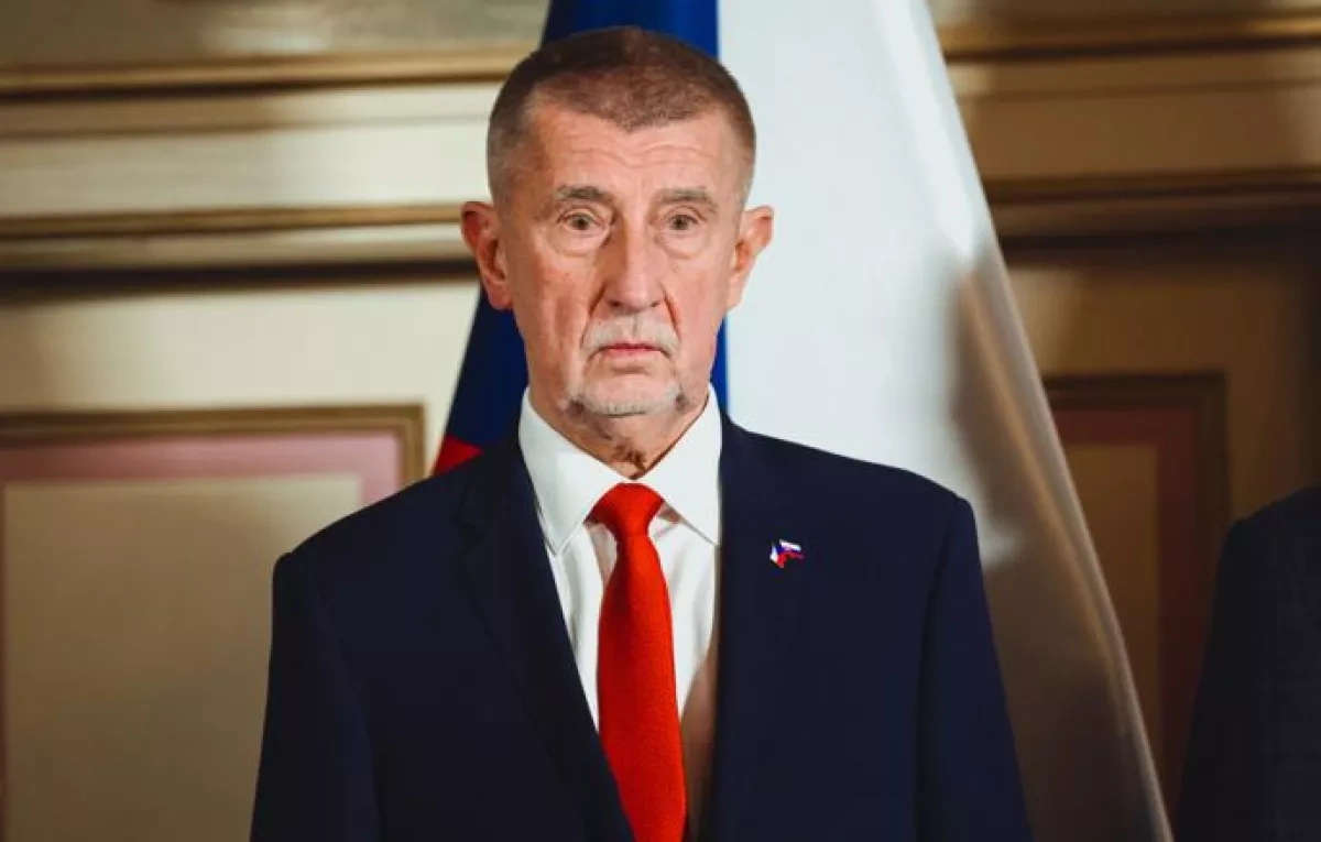 Czech PM says Prague to not provide direct financial aid to Ukraine UPDATED
