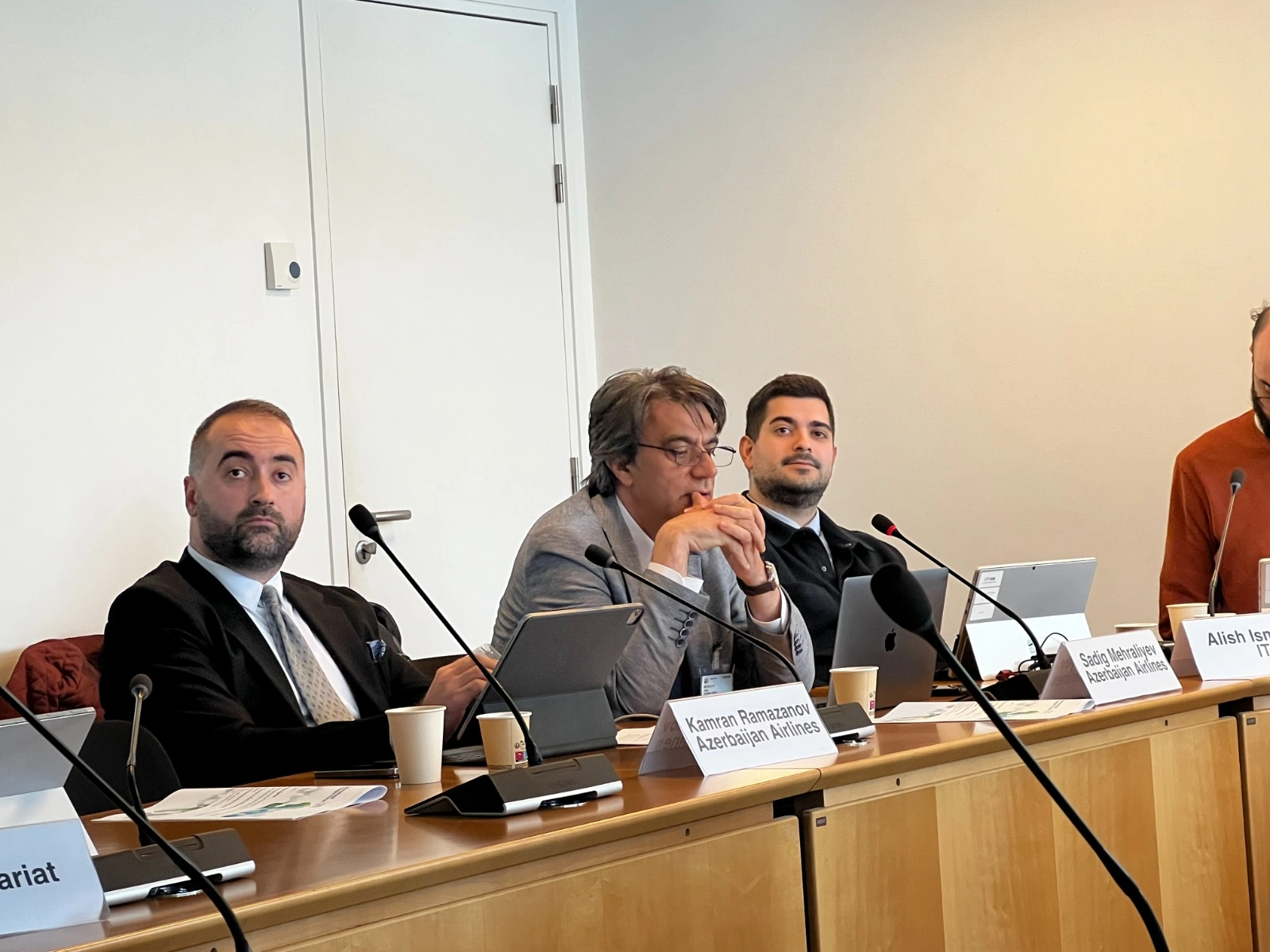 Azerbaijan shares transport and aviation experience at International Transport Forum seminars in Paris (PHOTO)