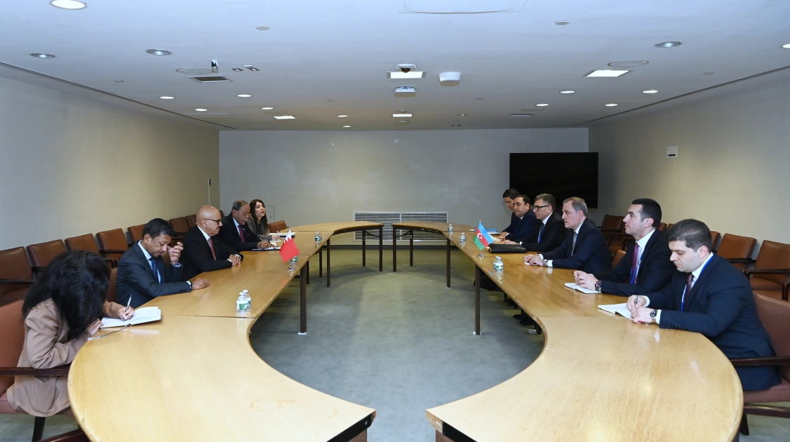 Azerbaijani FM discuss cooperation within UN with his Bahraini counterpart (PHOTO)