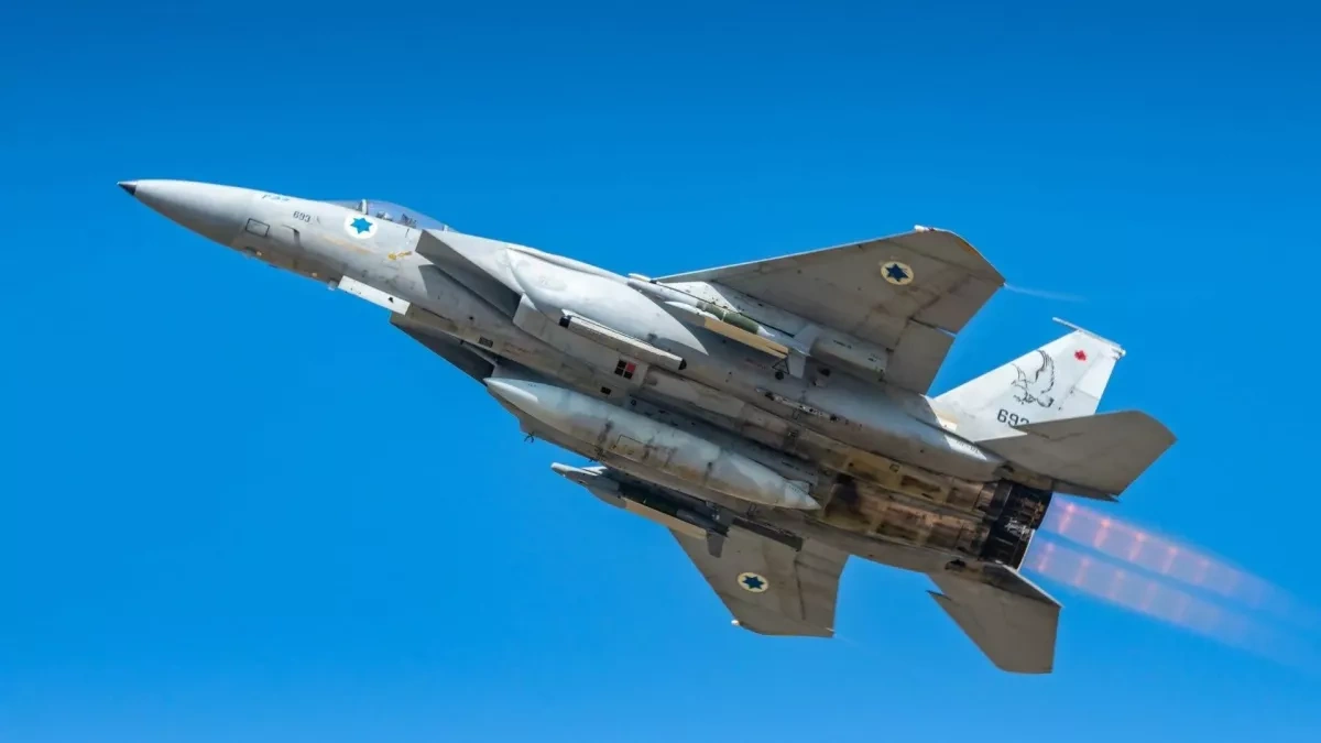 IDF strikes Iranian missile and military sites