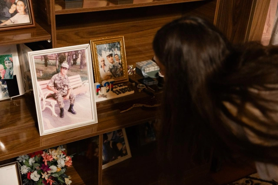 Leyla Aliyeva and Arzu Aliyeva visit family of Patriotic War martyr in Lankaran (PHOTO)
