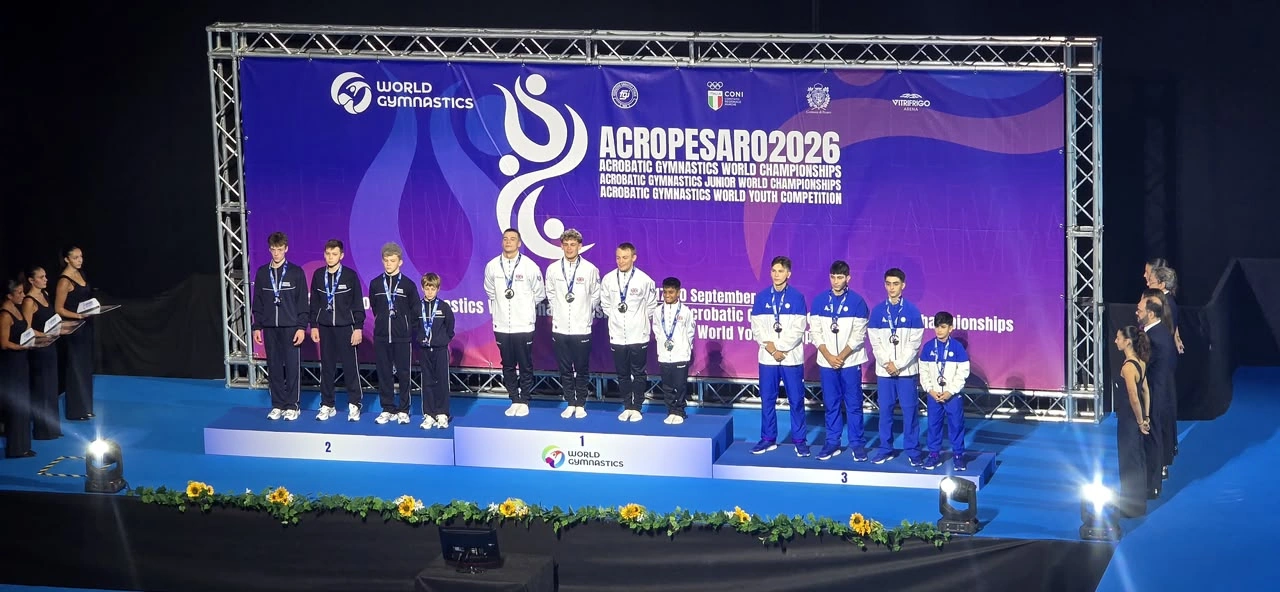 Azerbaijani gymnasts win medals at world acrobatics competitions (PHOTO)