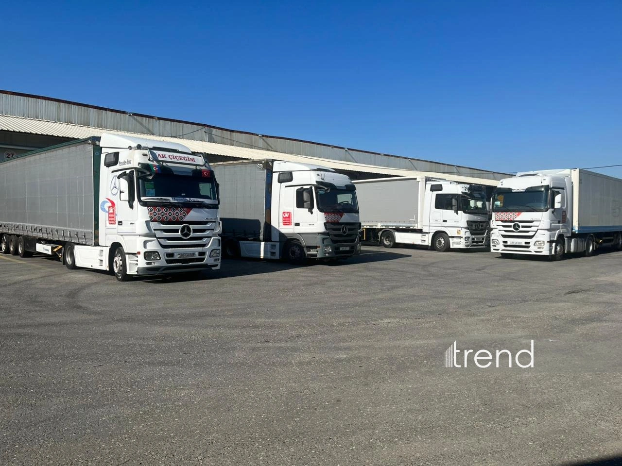 Azerbaijan sends another humanitarian aid shipment to Iran under President Ilham Aliyev's instructions (PHOTO)