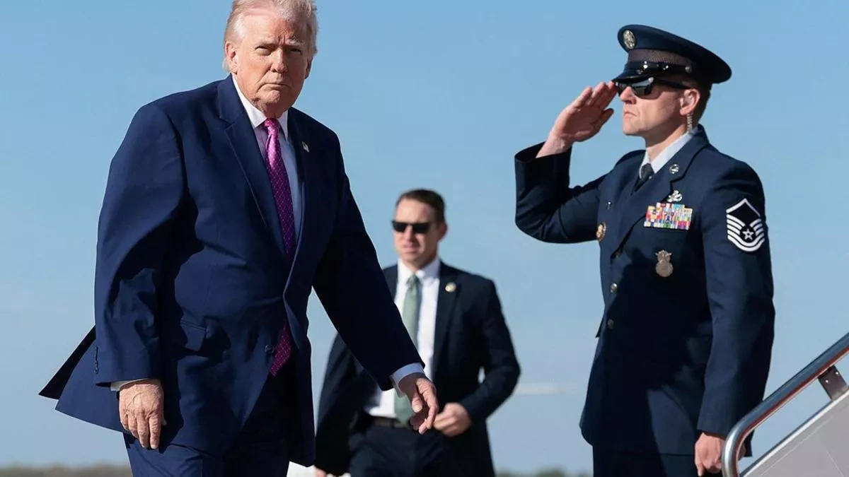 Trump to visit Dublin, Doonbeg during Ireland trip next month