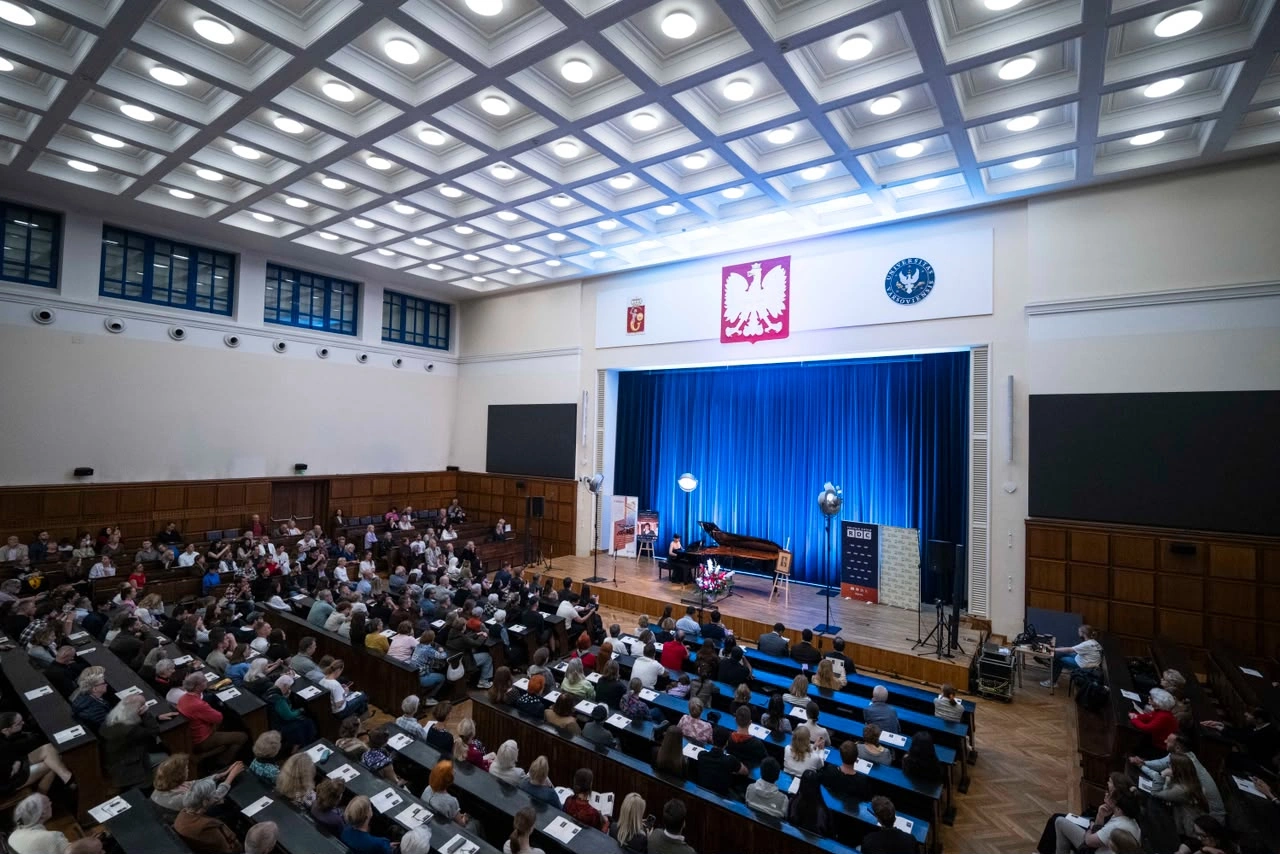 Azerbaijani pianist's Warsaw concert captivates Polish audiences (PHOTO)