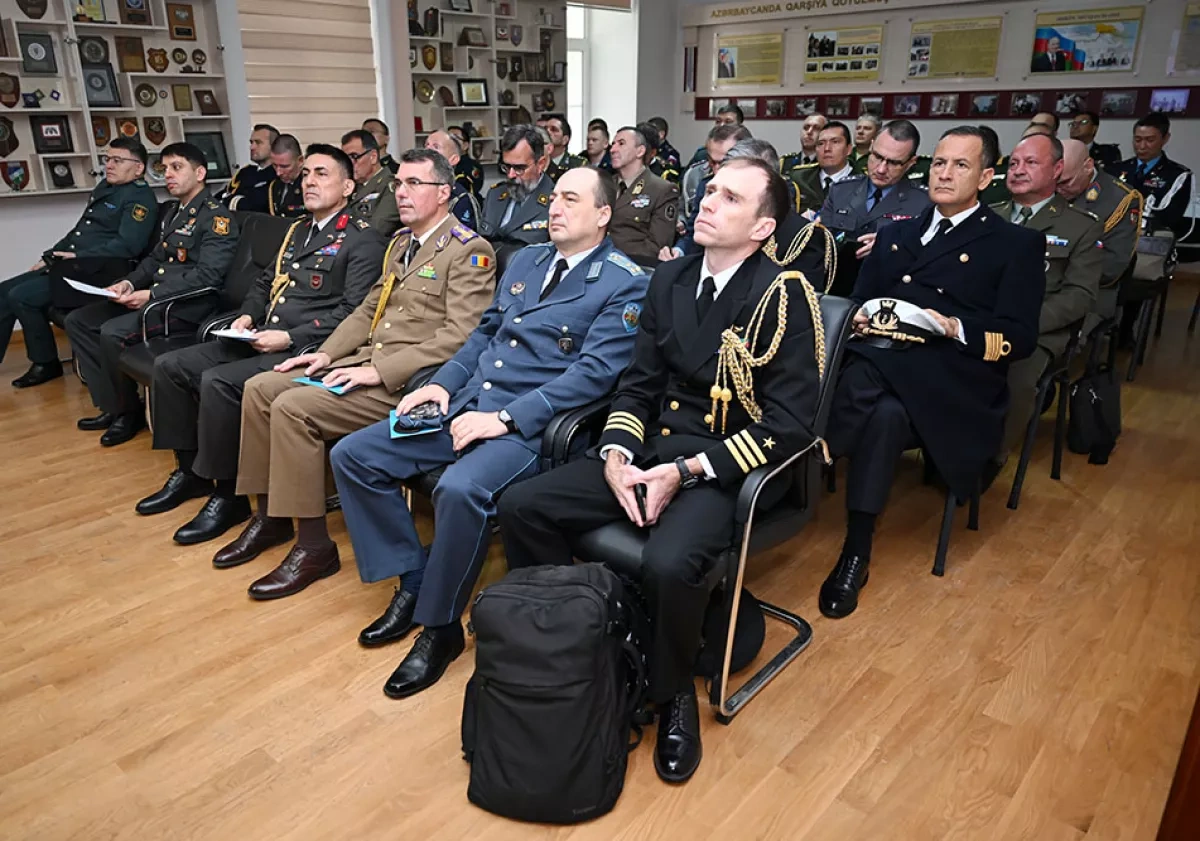 Azerbaijan's defence ministry holds year-end meeting with foreign military attaches PHOTO