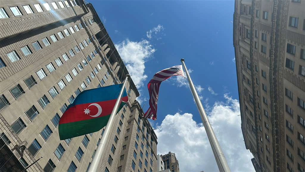 Azerbaijan Independence Day celebrated at flag-raising ceremony in New York (PHOTO)