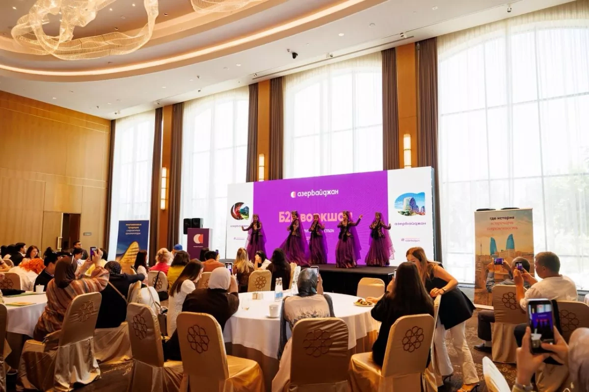 Azerbaijan promotes tourism in Kazakhstan, Uzbekistan PHOTO