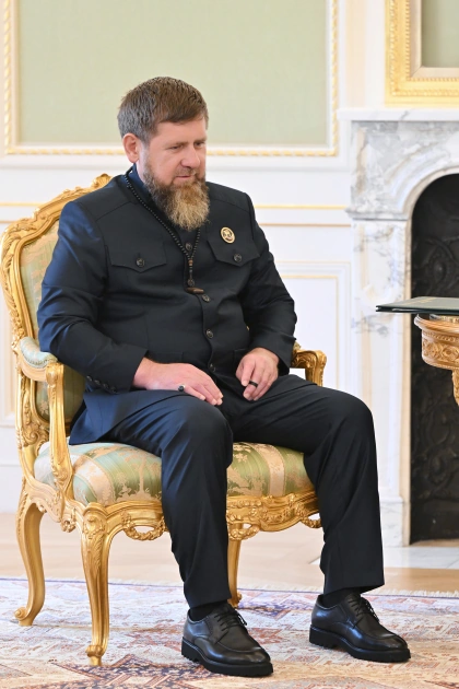 President Ilham Aliyev receives Head of Chechen Republic of Russia (PHOTO)