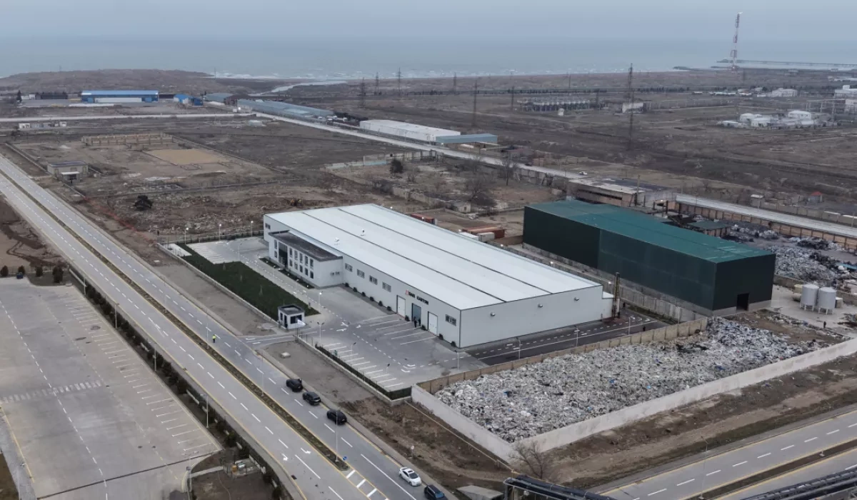 President Ilham Aliyev inaugurates “Azermirror” plant in Sumgayit Industrial Park Photo