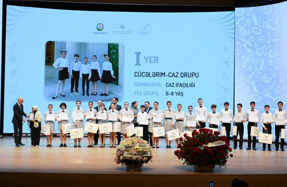 Heydar Aliyev Foundation VP Leyla Aliyeva and Alena Aliyeva attend awarding ceremony of Children’s Art Contest (PHOTO)