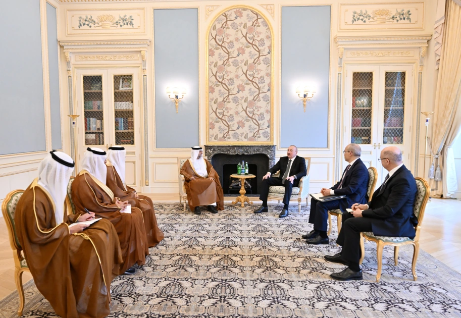 President Ilham Aliyev receives Minister of Energy and Infrastructure of United Arab Emirates (PHOTO)