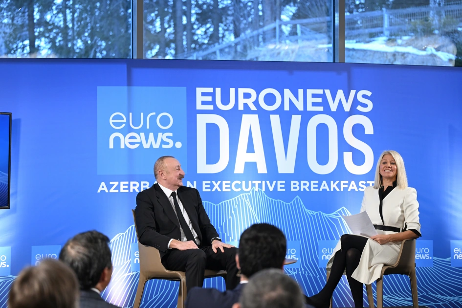 President Ilham Aliyev attends “Azerbaijan Executive Breakfast” event in Davos (PHOTO)