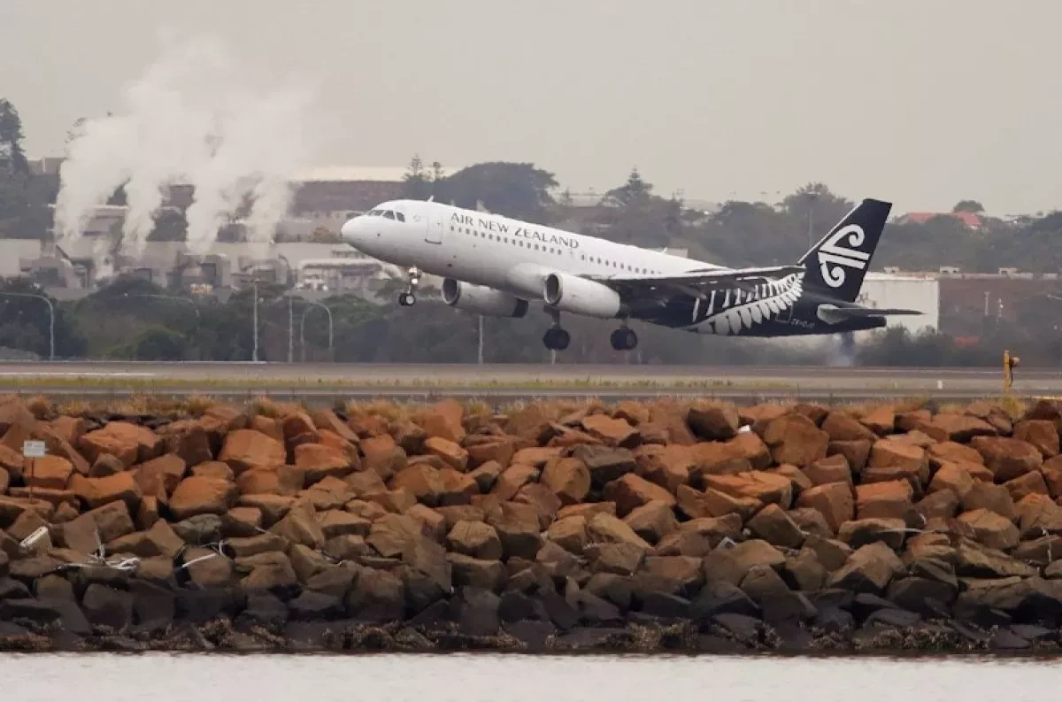 Air New Zealand cuts flights amid surging fuel costs