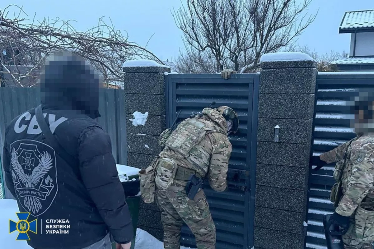 Ukraine cracks down on over $800,000 state reserve theft ring PHOTO