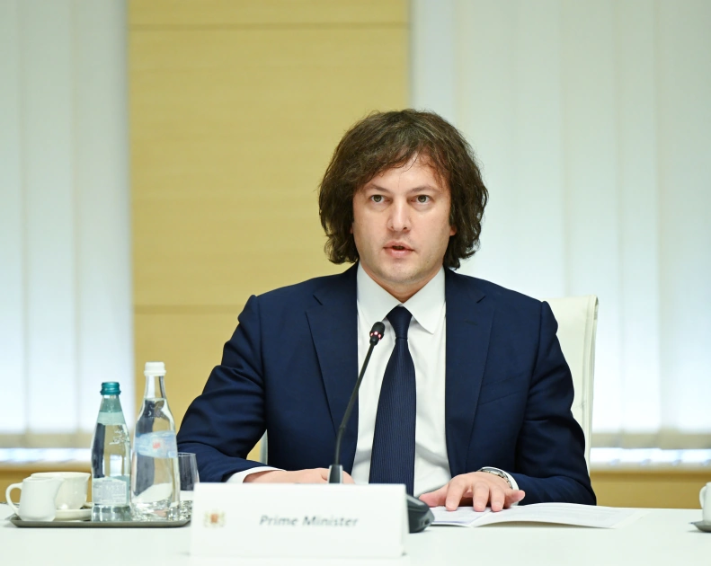 President Ilham Aliyev holds expanded meeting with Prime Minister of Georgia Irakli Kobakhidze (PHOTO)