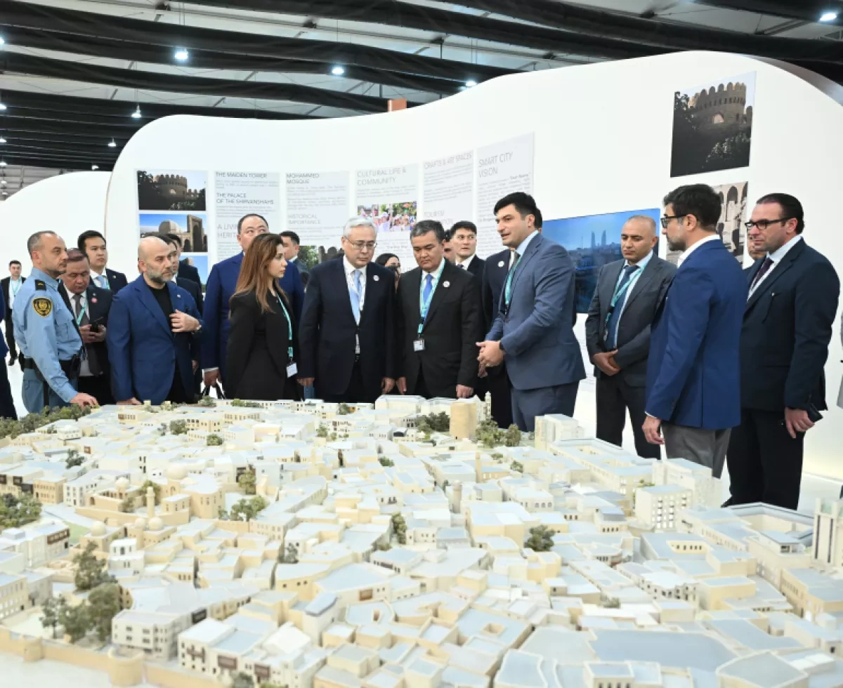Urban Expo at WUF13 attracts high-level Kazakh delegation PHOTO