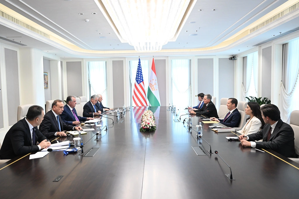 Tajikistan, US discuss current issues of bilateral cooperation