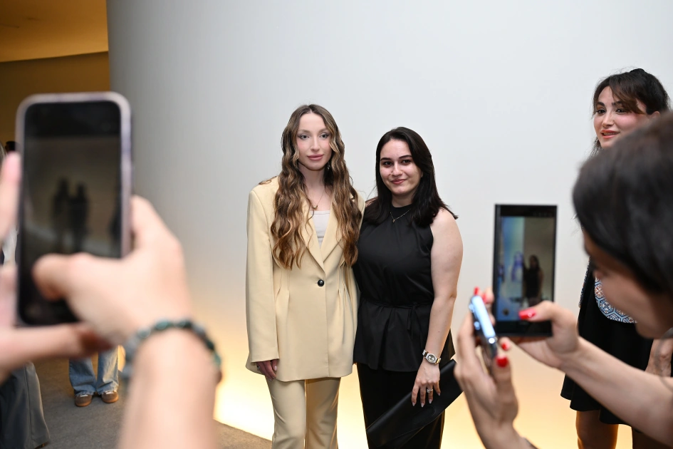 Solo exhibition of Peruvian artist opened at Heydar Aliyev Center (PHOTO)