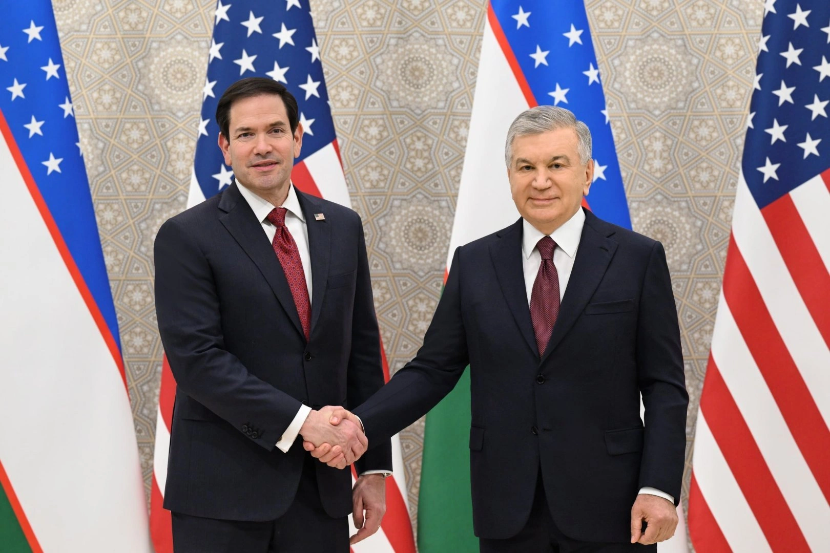 Uzbekistan, U.S. sign agreements worth $12 billion
