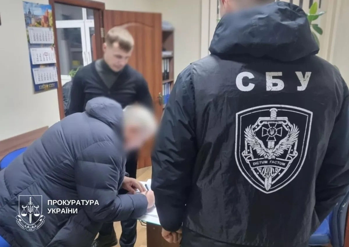 Kyiv official suspected of taking bribes to remove conscripts from wanted list Photo