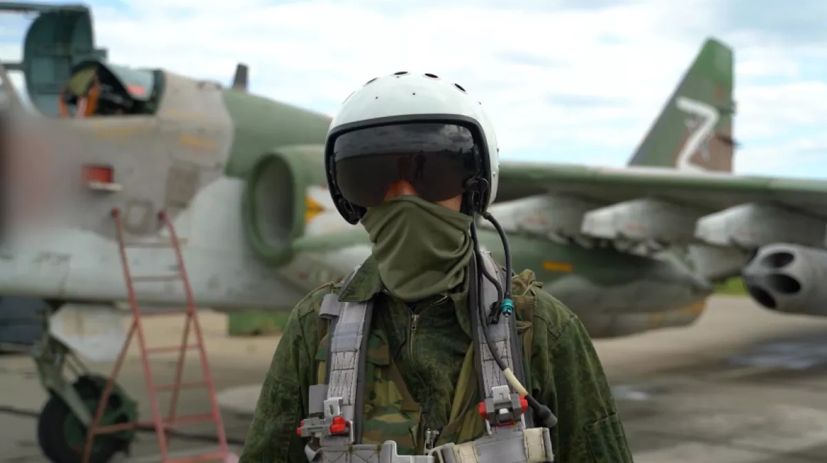 Media: Russian Aerospace Forces officer targeted in assassination attempt in Engels