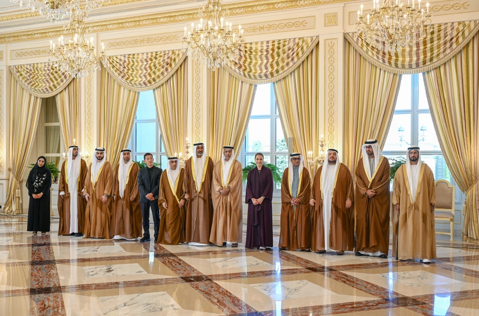 President Ilham Aliyev receives UAE National Security Advisor (PHOTO)