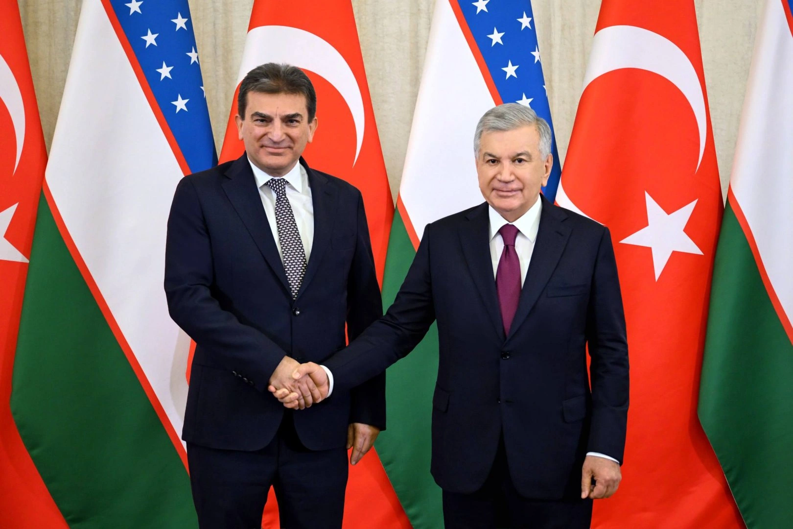 Mirziyoyev, OYAK CEO discuss Turkish investment in Uzbekistan