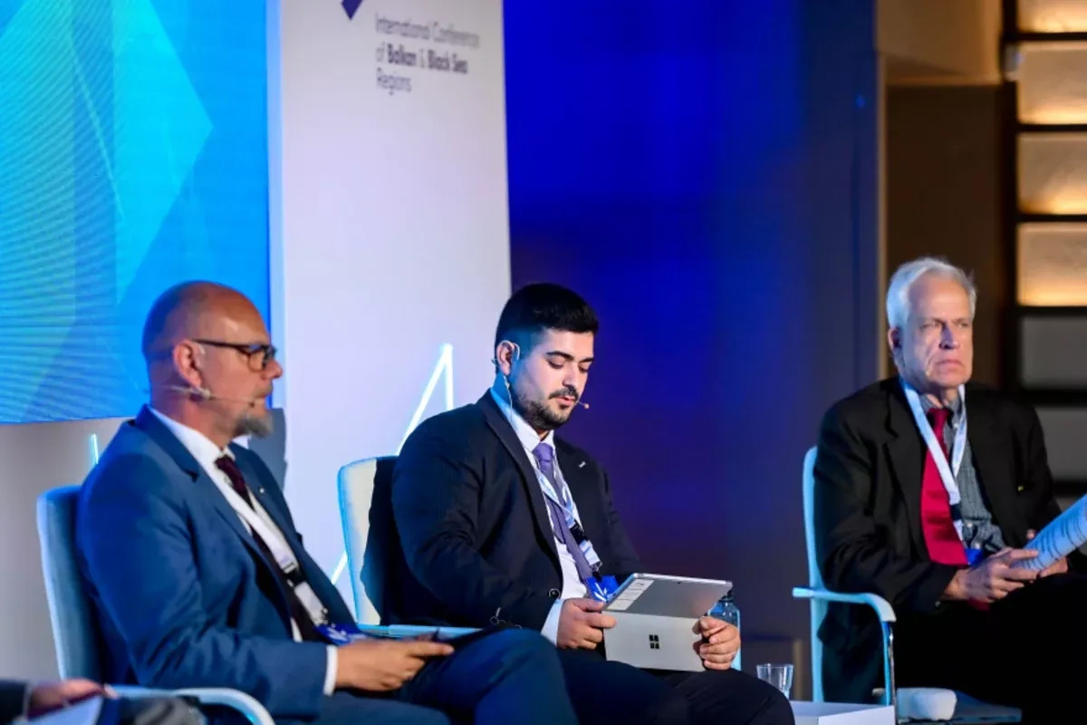 Azerbaijan advances Middle Corridor agenda at Intl transport forum in Greece PHOTO