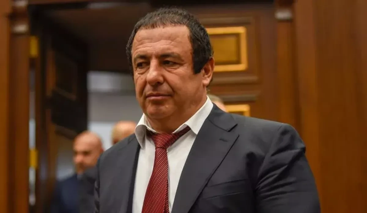 Yerevan court weighs extending opposition leader's detention
