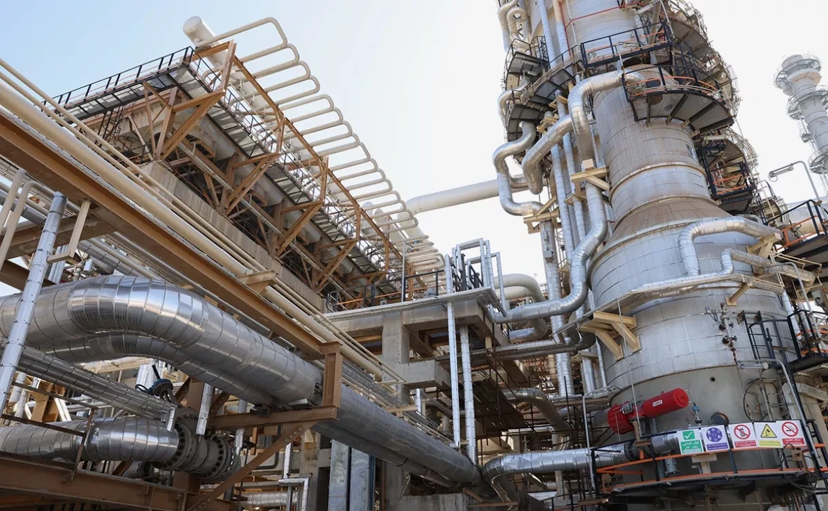 CNN: US considers easing Iran sanctions amid soaring oil prices