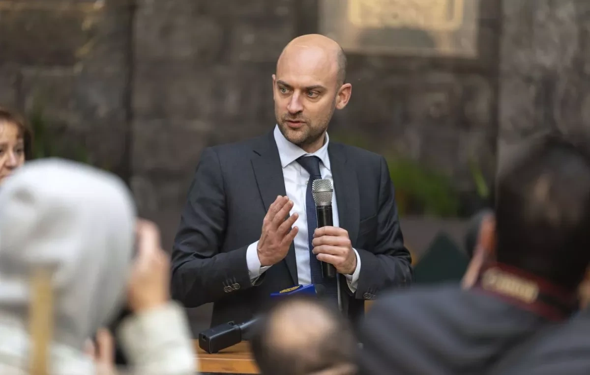 France sends top diplomat to Lebanon following Israeli strikes