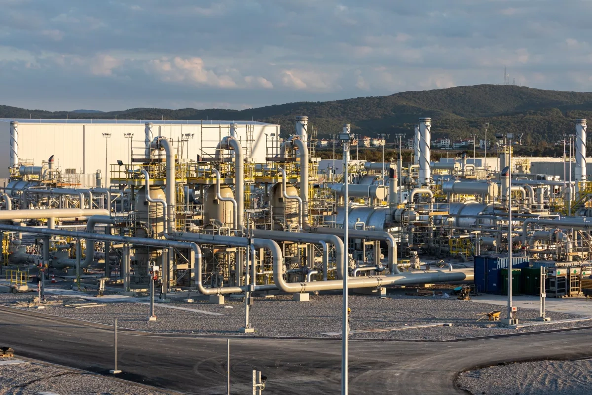 FT: Middle East tensions could disrupt global gas, but 2022-level crisis unlikely