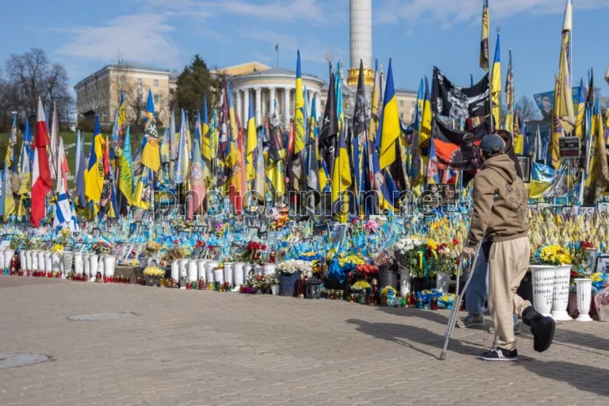 A war by proxy Foreigners on the frontlines, Ukrainians in Europe?