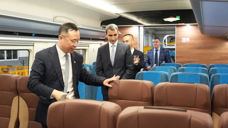 Azerbaijan Railways plans to purchase new passenger trains and wagons from Chinese companies (PHOTO)